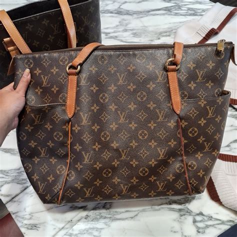 lv มือสอง